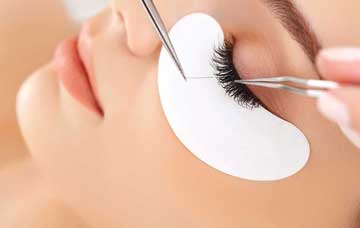 Dauerhafte Wimpernverlängerung